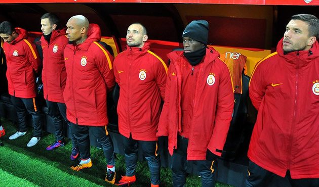 Galatasaray’da bir yolcu daha