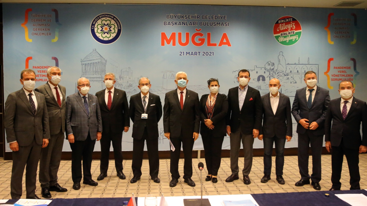 CHP'li başkanlar toplanıp dertleşti