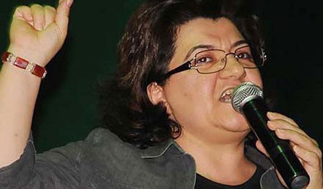 Eski DBP'li Emine Ayna Diyarbakır'da gözaltına alındı!