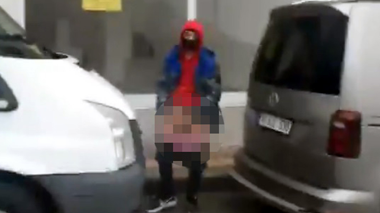 Genç kız tacizcisini kendini tatmin ederken videoya çekip ifşa etti!