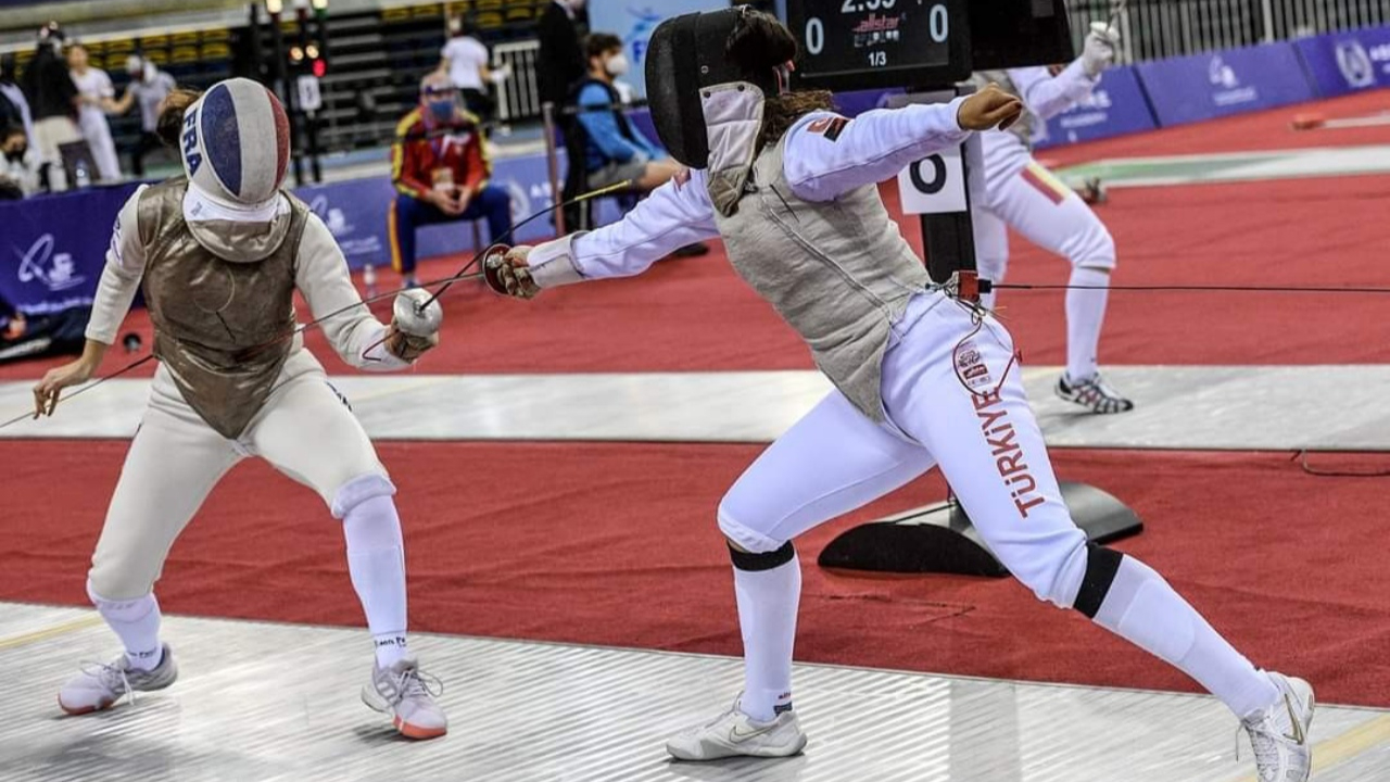 İrem Karamete’den Türk eskrim tarihinin en iyi Grand Prix derecesi