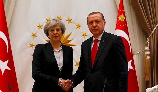Cumhurbaşkanı Erdoğan'dan İngiltere Başbakanı'na taziye telefonu!