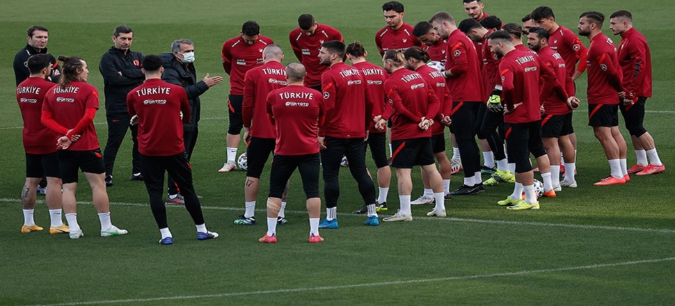 Türkiye-Letonya maçıyla ilgili TFF'den son dakika kararı