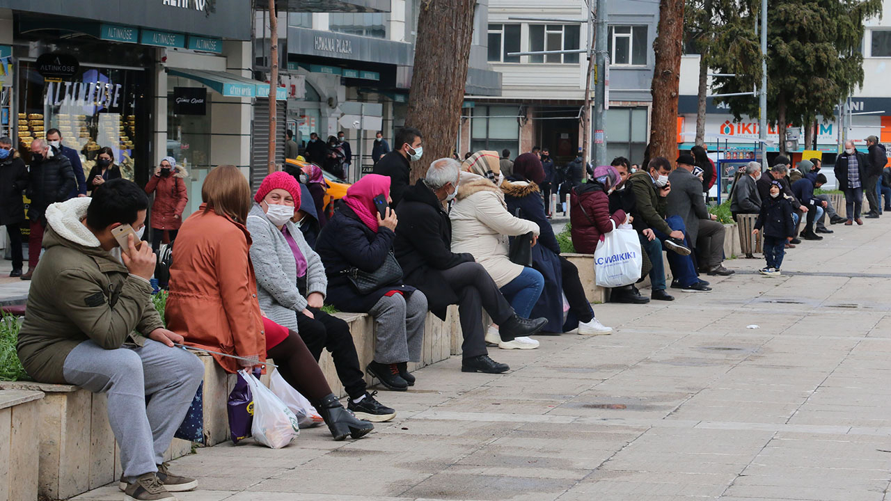 Doktorlar Karadeniz'deki korkutan korona gerçeğini ortaya çıkardı