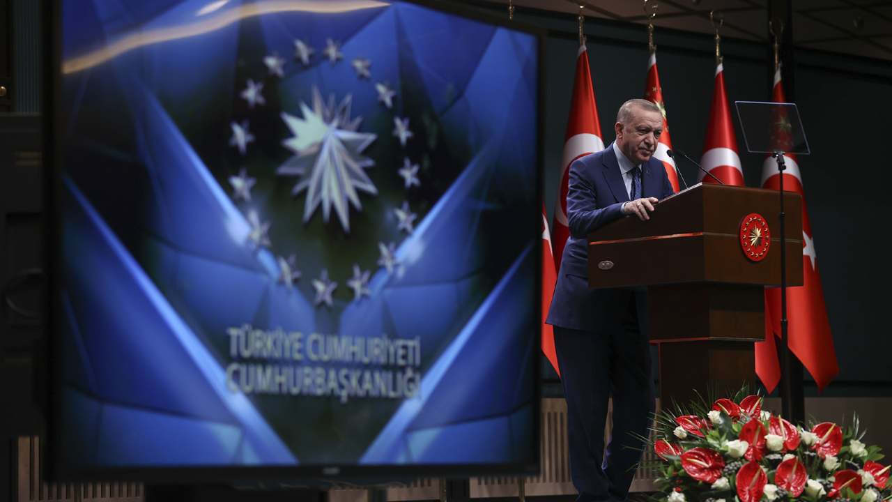 Cumhurbaşkanı Erdoğan: Gelin Türkiye'ye yatırım yapın