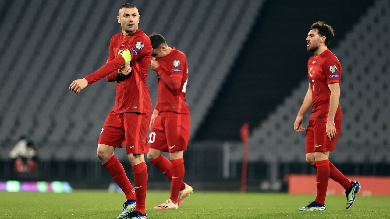 Başımızın belası Letonya!