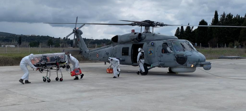 Korona hastasına askeri helikopterle tahliye