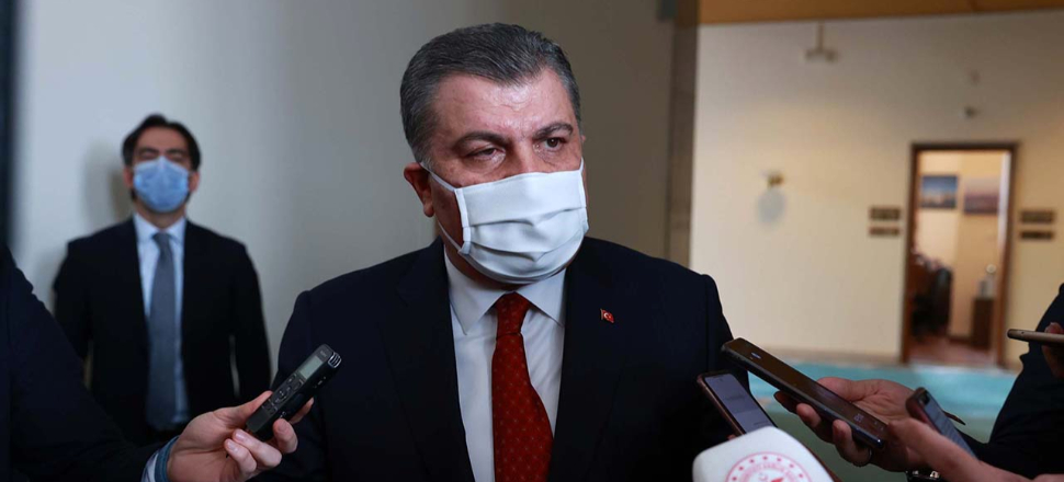 Bakan Koca Türkiye'nin başarısını dünyaya anlatacak