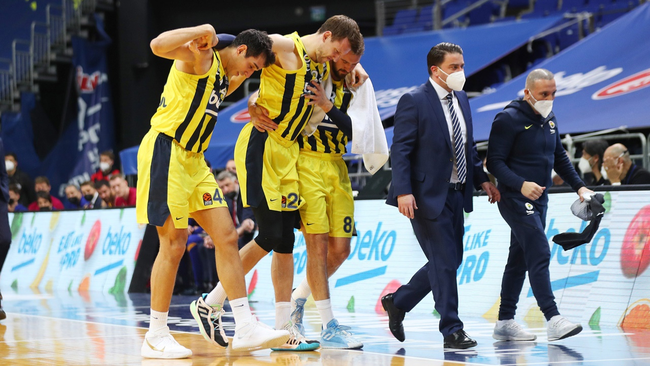 Fenerbahçe'de Vesely sakatlığında son durum!