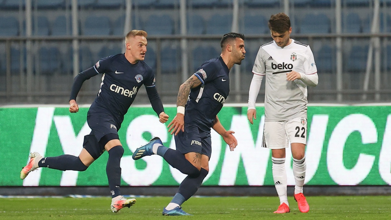 Beşiktaş'a şampiyonluk yarışında Kasımpaşa freni