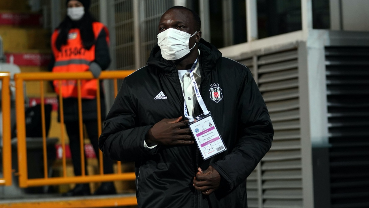 Beşiktaş'ta sıkıntı büyük; Aboubakar&Cenk 2 maç daha yok