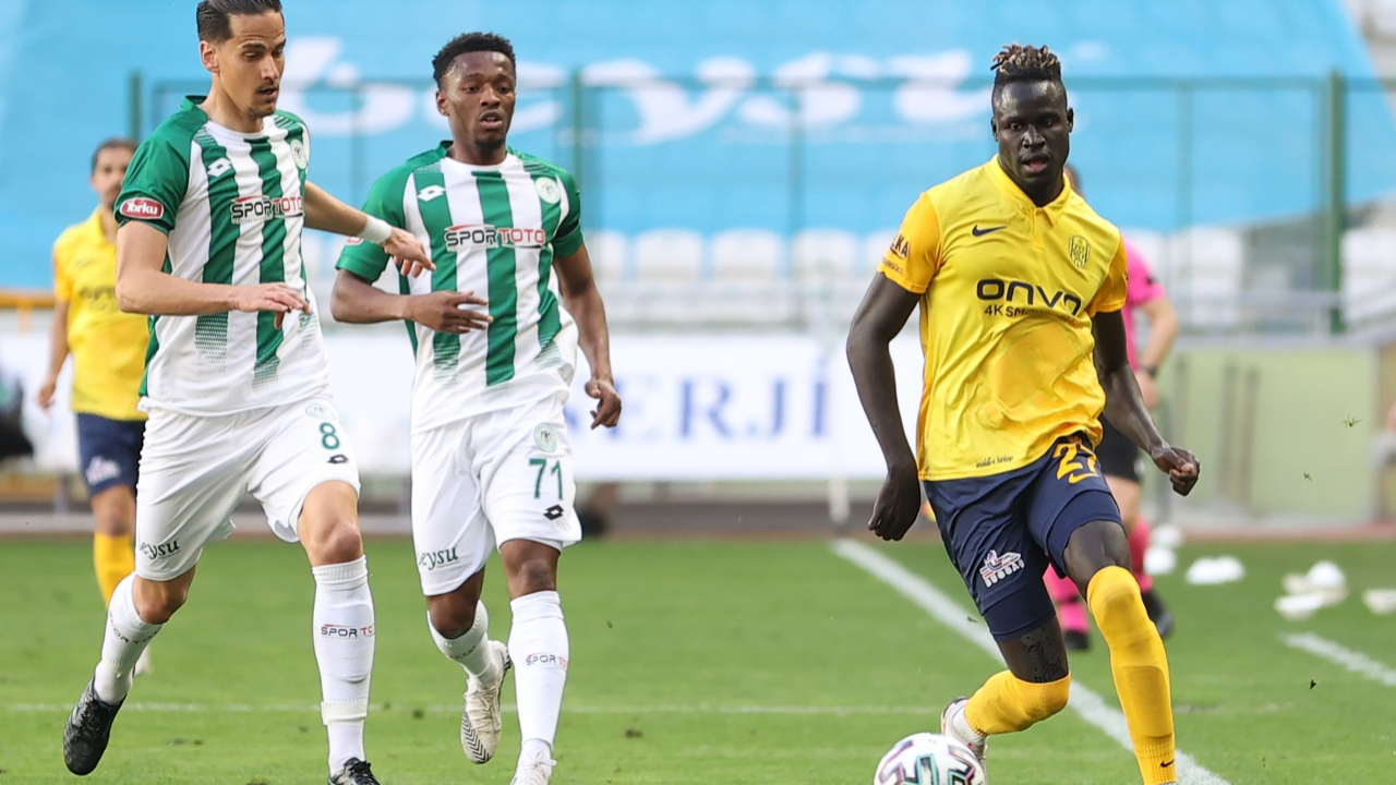 Konyaspor ile Ankaragücü 1-1 berabere kaldı