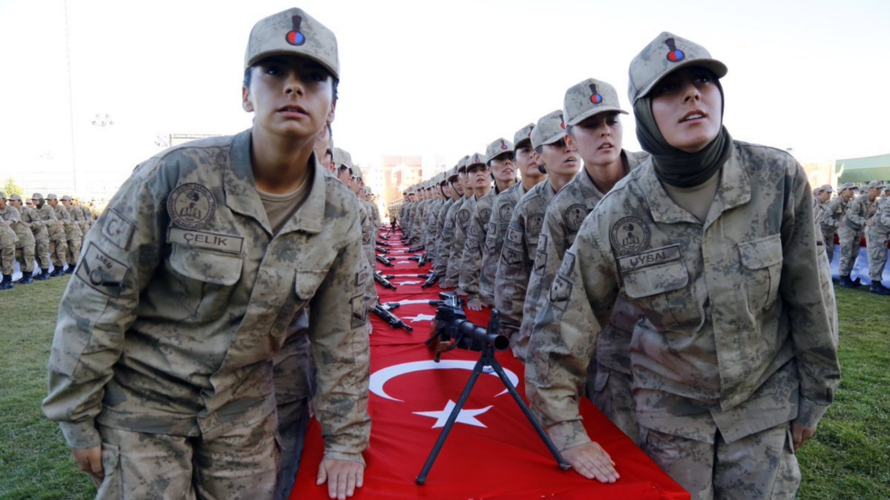 'TSK'da başörtüsü laiklik ilkesine aykırı değil!'