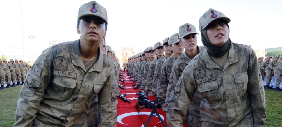 'TSK'da başörtüsü laiklik ilkesine aykırı değil!'
