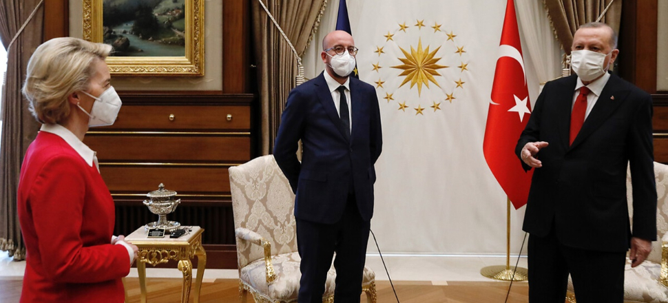 Çavuşoğlu: Oturma düzeni AB heyetinin talebiyle ayarlandı