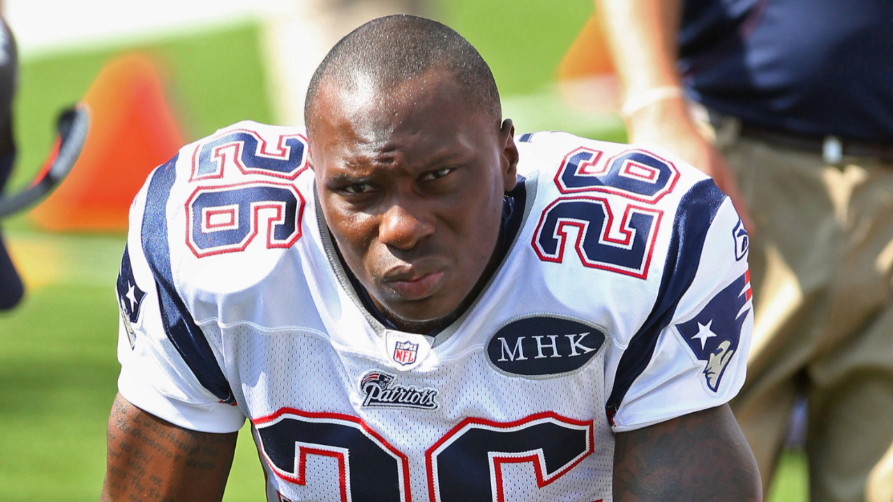 Eski NFL oyuncusu Phillip Adams 5 kişiyi öldürdükten sonra intihar etti