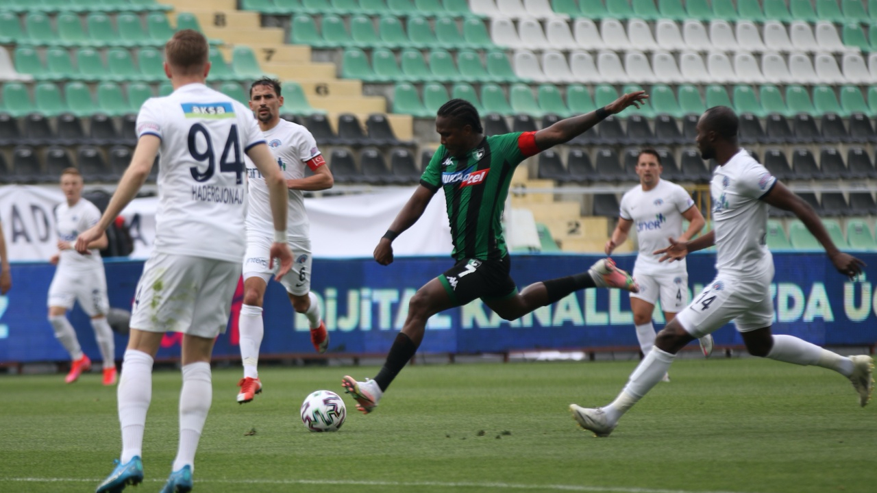 Denizlispor evinde Kasımpaşa'yla 1-1 berabere kaldı