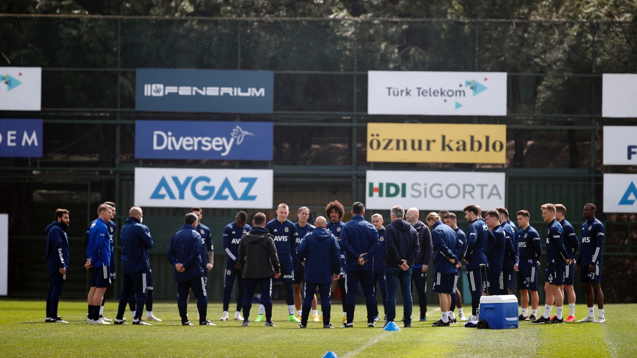 Emre Belözoğlu: Ben inanmadığım şeyi söylemem, şampiyon olacağız