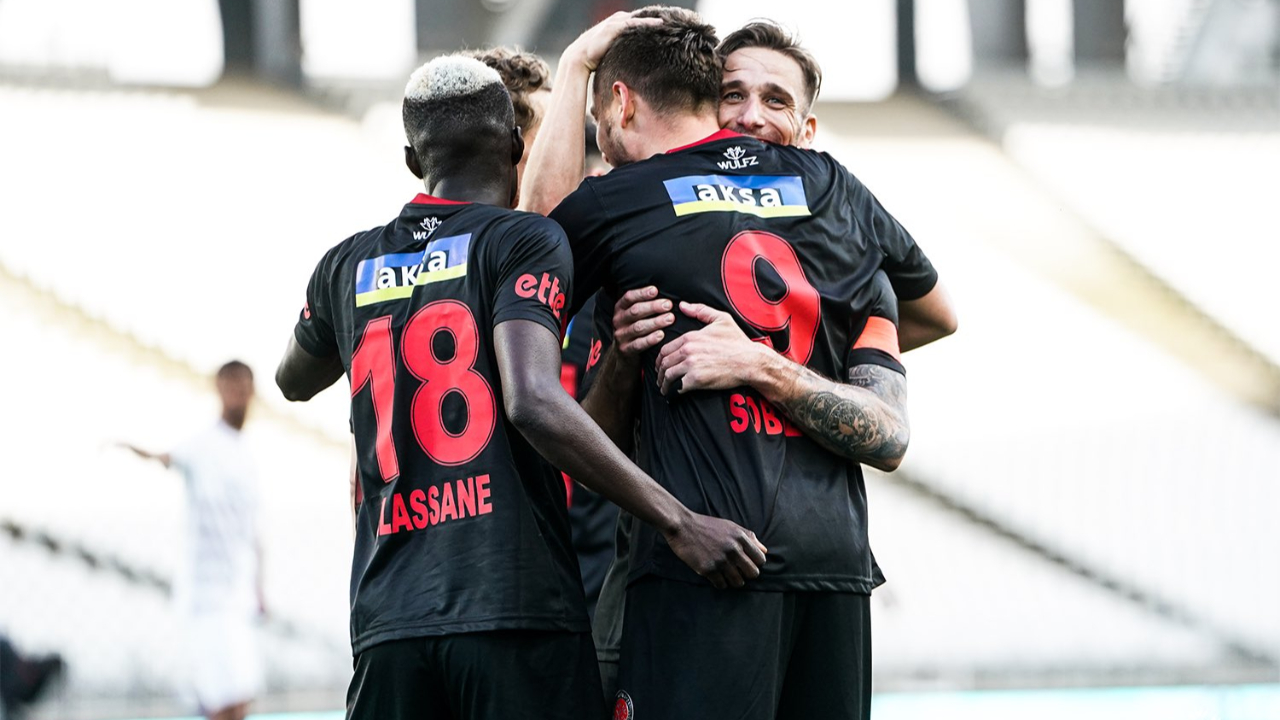 Fatih Karagümrük'te Biglia & Borini korona oldu!