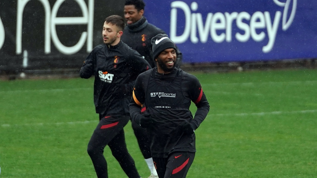 Ryan Babel: Galatasaray bunu daha önce başardı