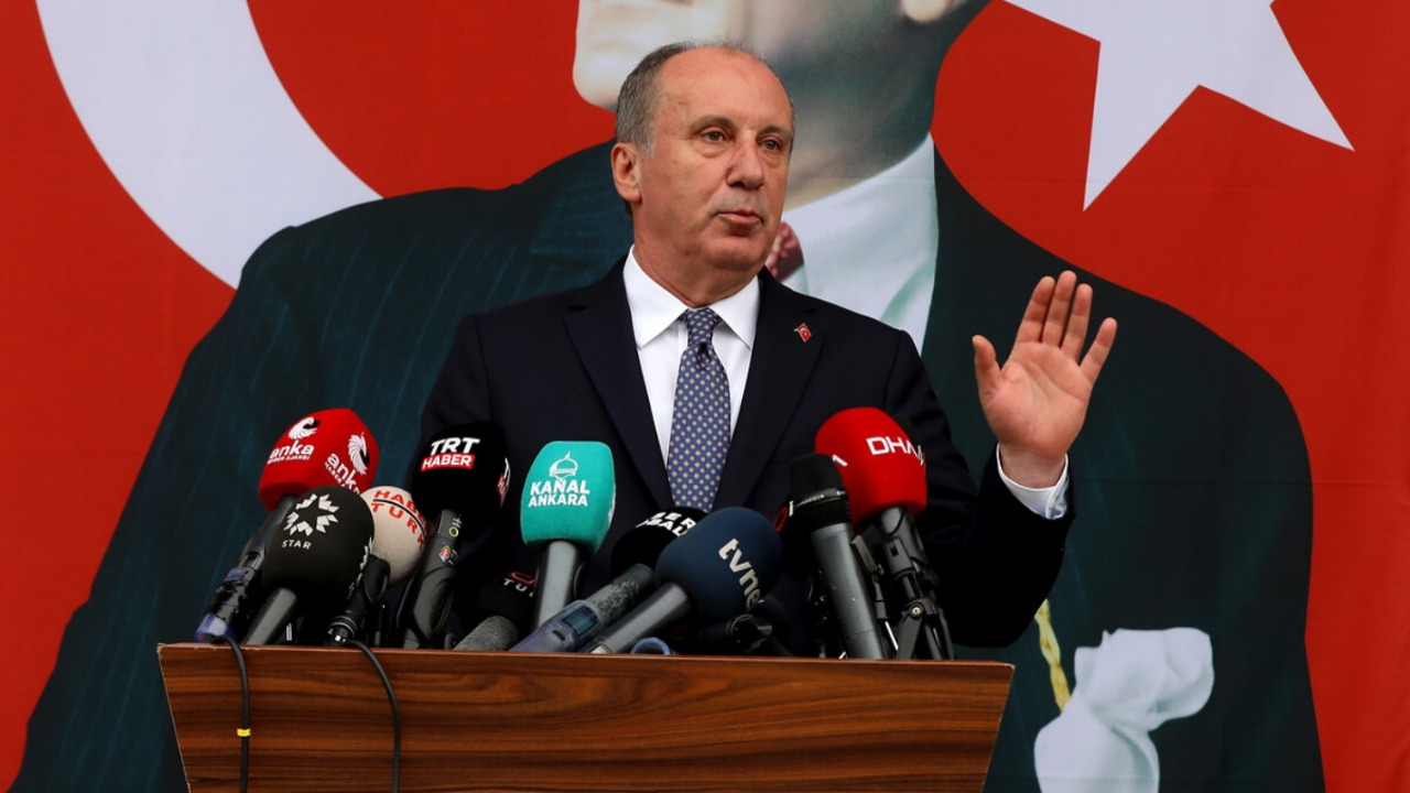 Emekli amiraller için bir çağrı da Muharrem İnce'den...