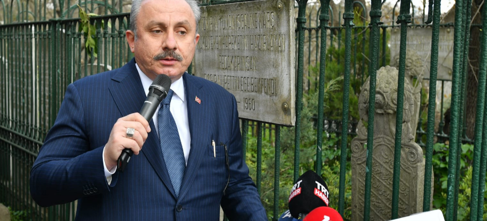 Mustafa Şentop, emekli amirallere mareşal Fevzi Çakmak'ı örnek gösterdi