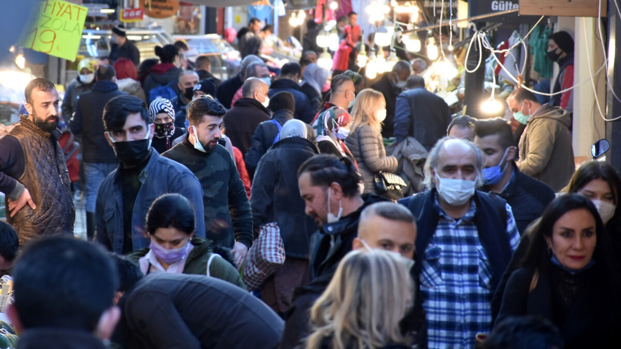 Hükümetten 'tam kapanma' açıklaması
