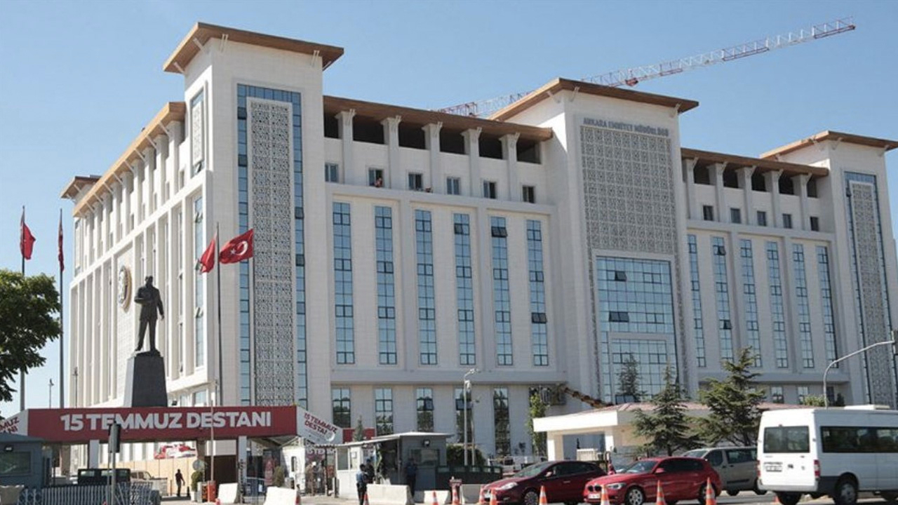 Amirallere bildiri soruşturmasında yeni gelişme