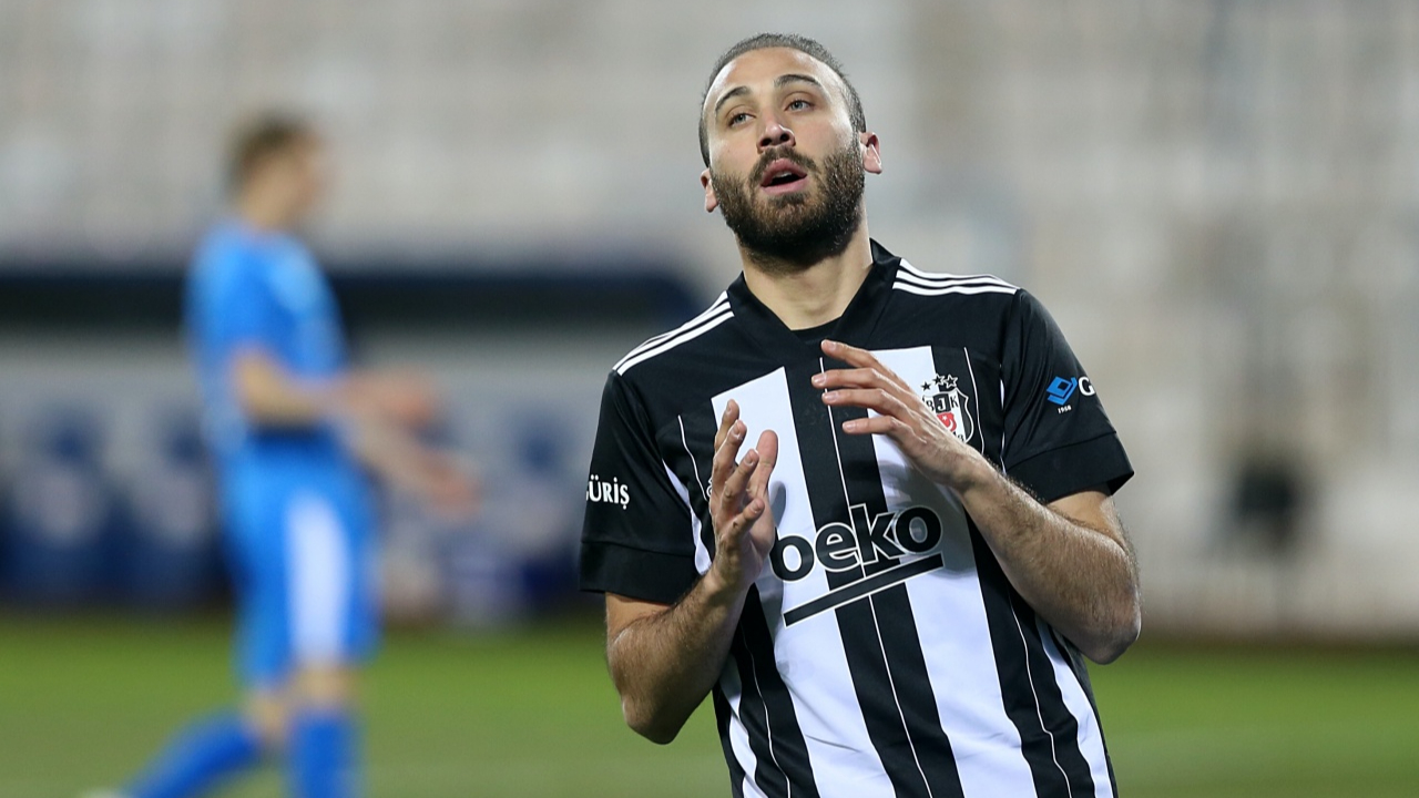 Cenk Tosun dizinden sakatlandı ve sezonu kapattı