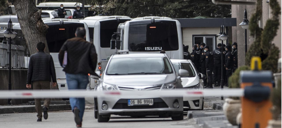 Ergun Mengi adli kontrol şartıyla serbest bırakıldı