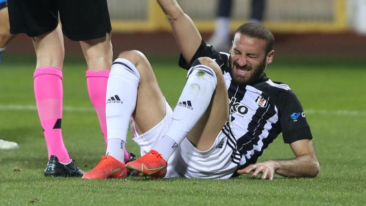 Cenk Tosun'un sakatlığının perde arkası...