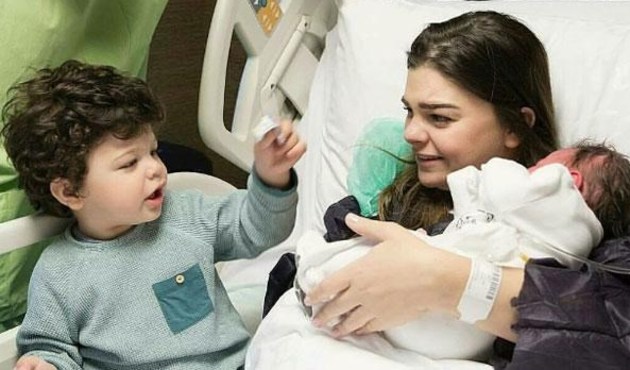 Oyuncu Pelin Karahan ikinci kez anne oldu