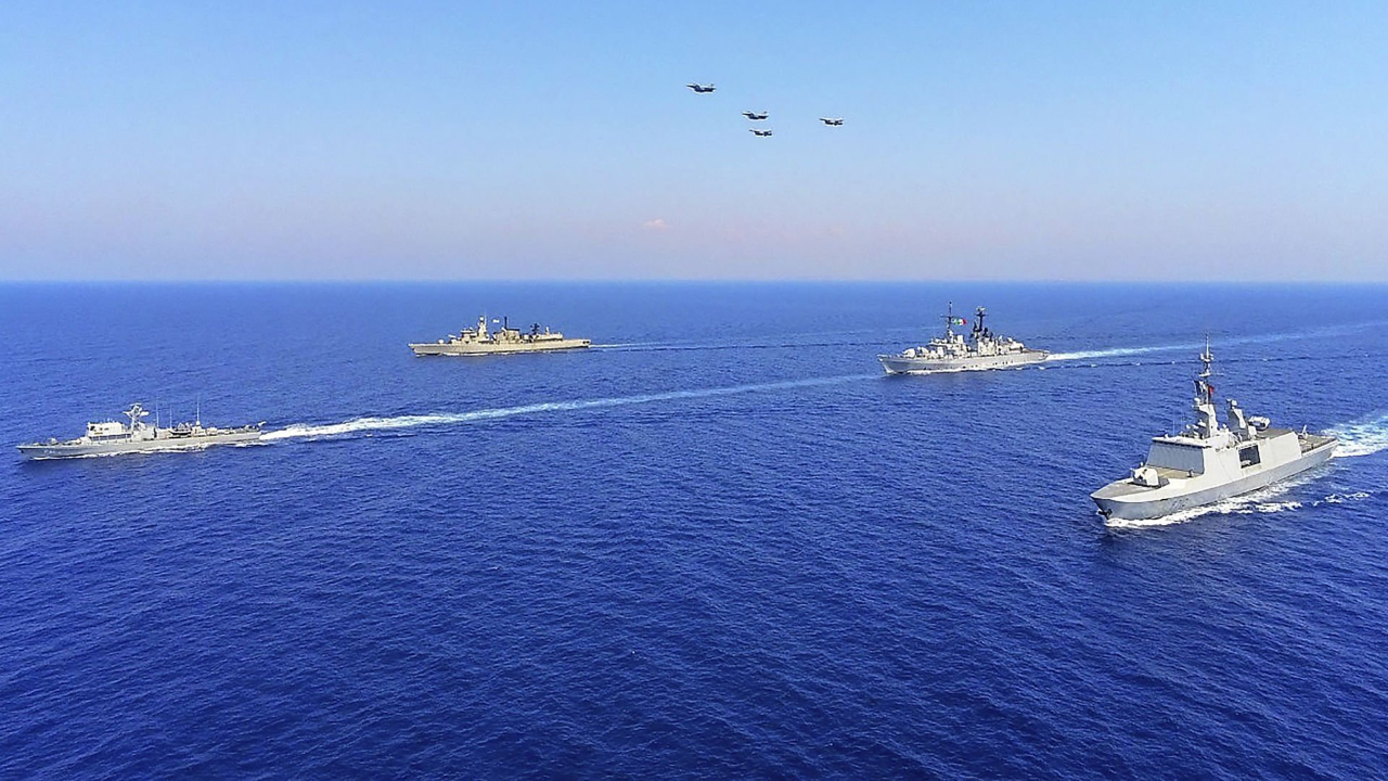 Türk donanması Doğu Akdeniz'in en güçlüsü!