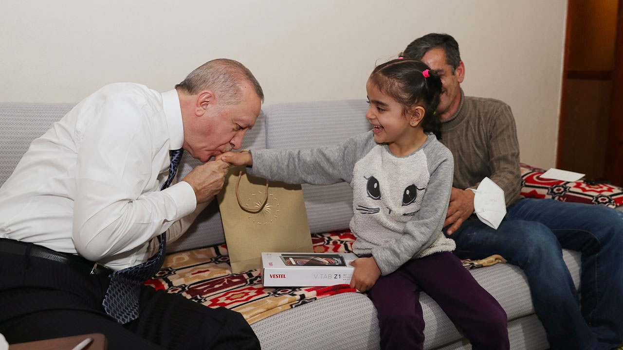 ‘Tayyip dedem iyi ki evimize geldi’