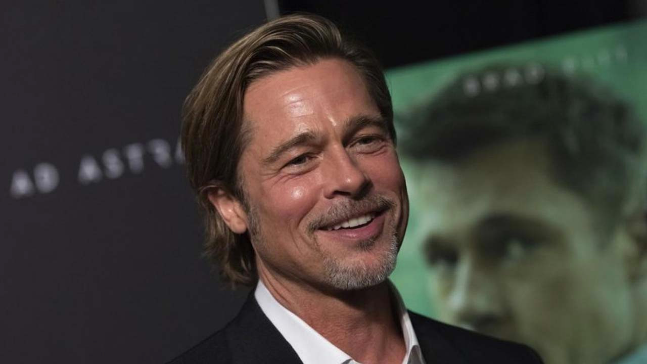 Brad Pitt tekerlekli sandalyeyle görüntülendi