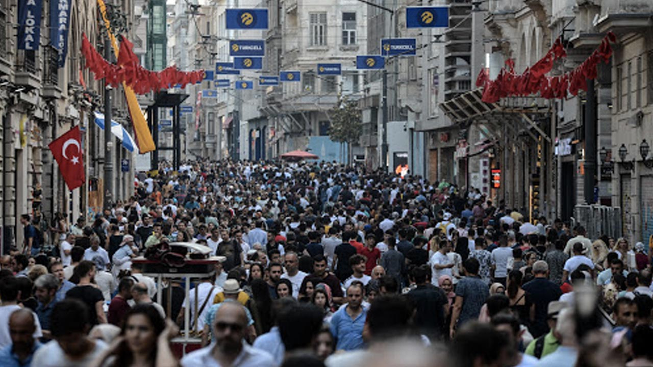"Uçurumun eşiğindeyiz"