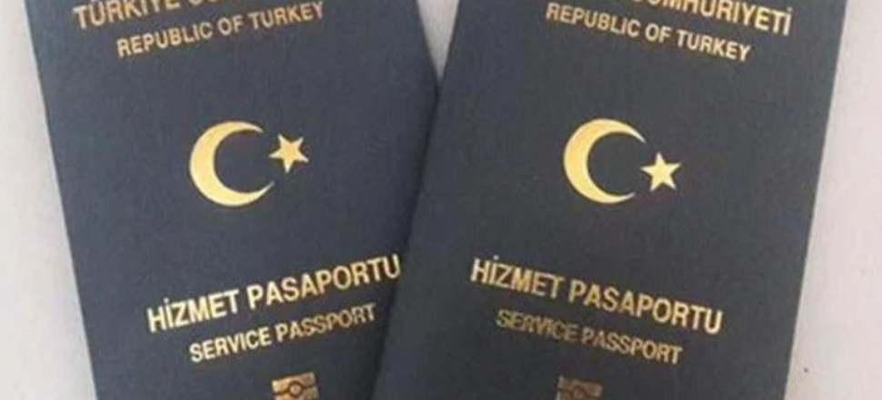 Gri pasaport krizi CHP'li belediyeye sıçradı