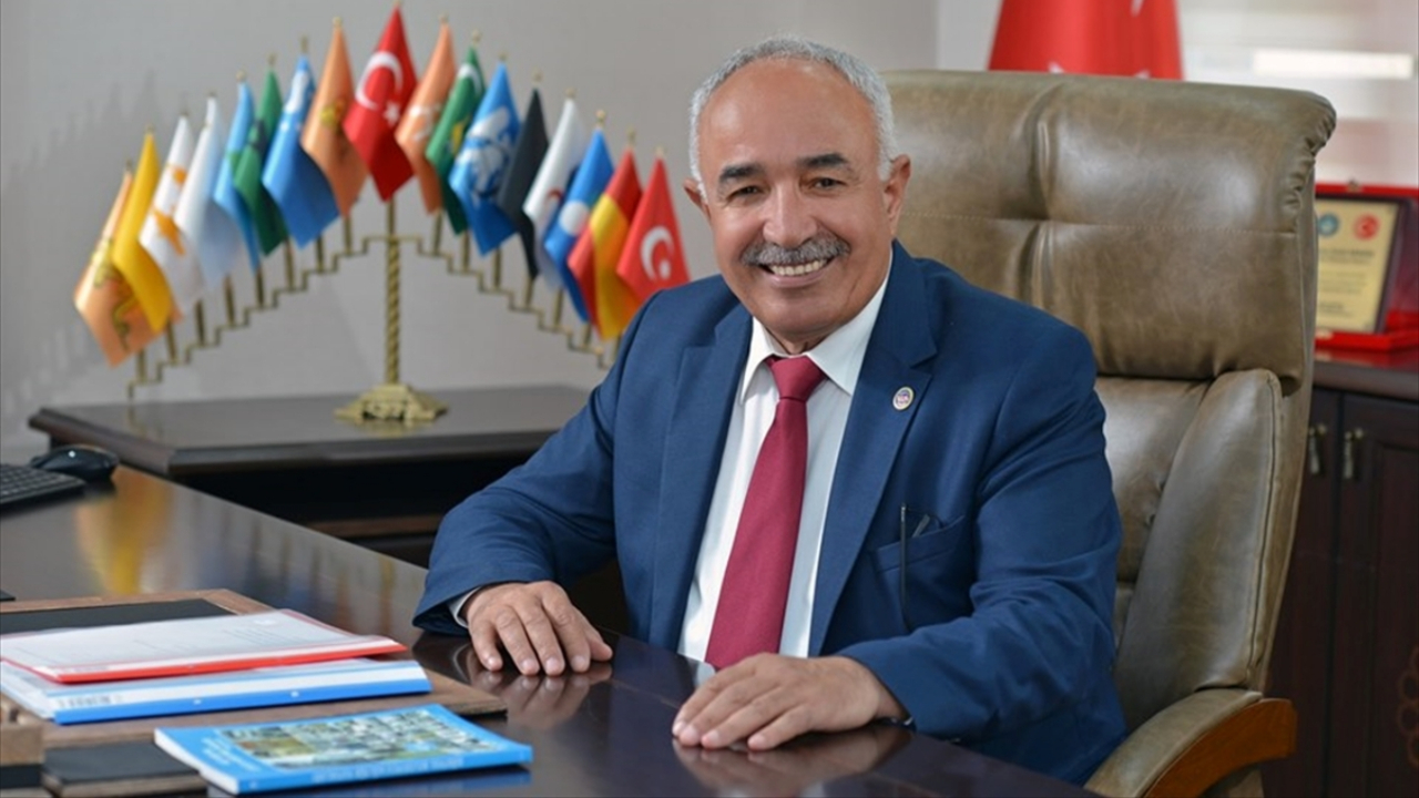 Kaybolan atlar MHP'den istifa getirdi