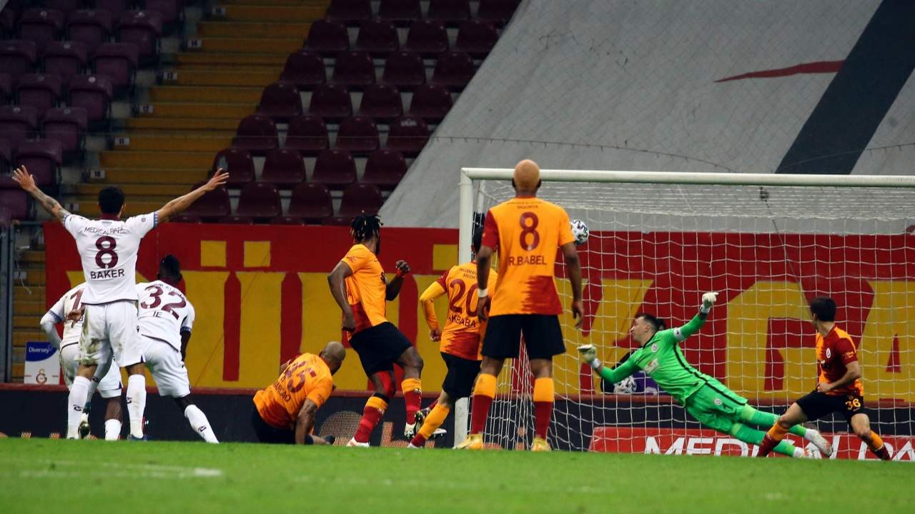 Muslera: 6 maçımız daha var. Her an her şey olabilir