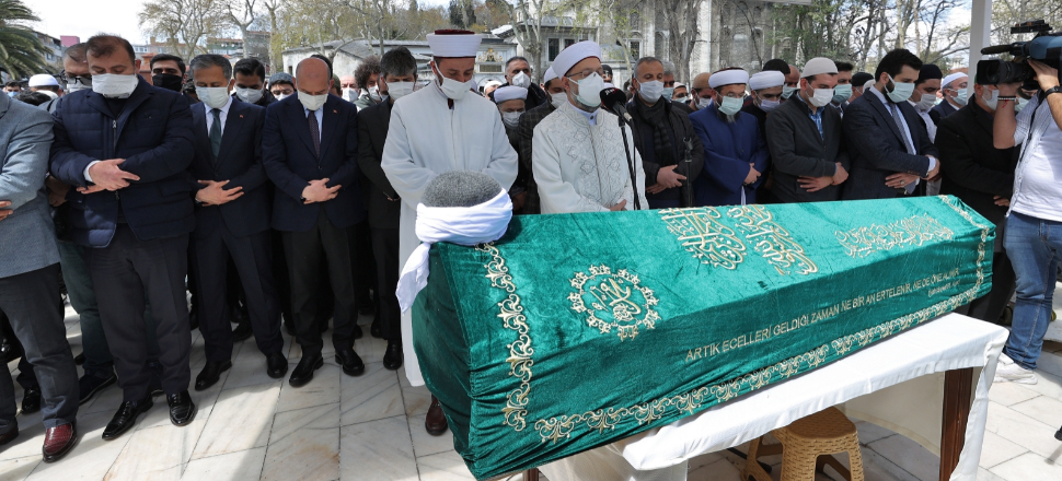 Bakan Soylu'ya 'cenaze' eleştirisi