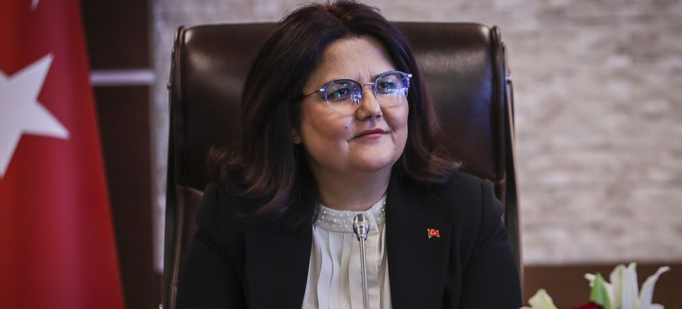 Aile ve Sosyal Hizmetler Bakanı Derya Yanık, İstanbul ilk kadın belediye başkanıydı
