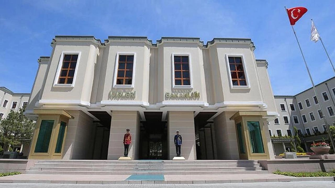 Kısıtlamada mahalle camisinde cuma namazı, mali müşavirler muaf tutulacak