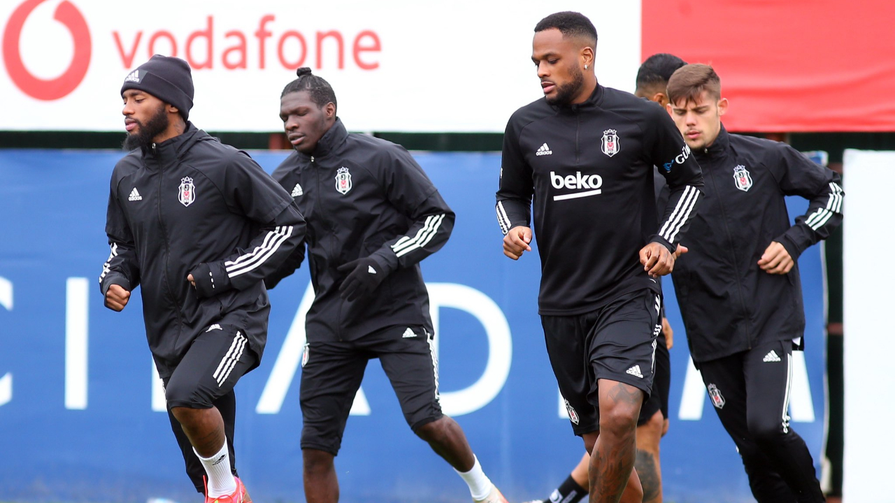 Georges-Kevin N'Koudou forvet oluyor!