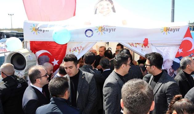 Cumhurbaşkanı Erdoğan'dan 'hayır' çadırına sürpriz ziyaret! / VİDEO...