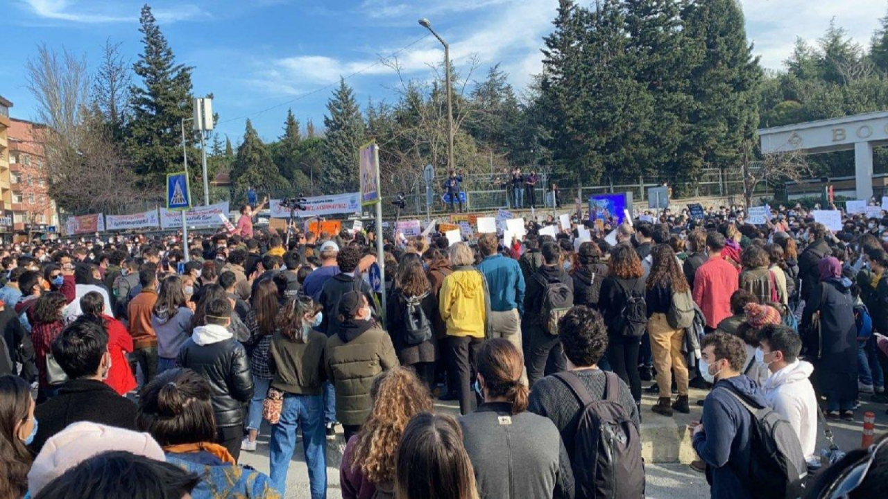 Boğaziçililerden skandal 'sözde soykırım' paylaşımı