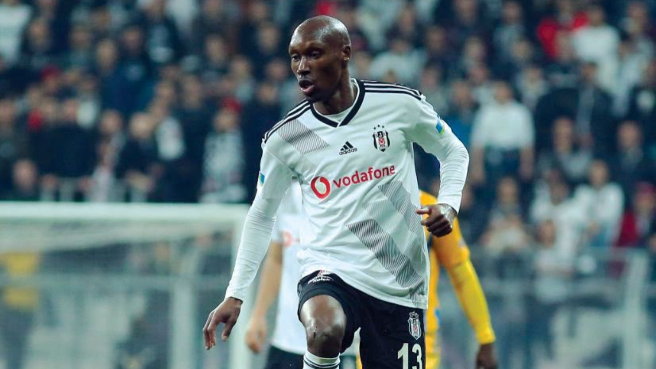 Beşiktaş'a bir kötü haber de Atiba'dan