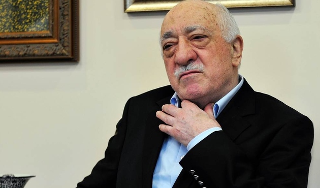 "Normal telefonla görüşenler hizmete ihanet etmiş olur!"