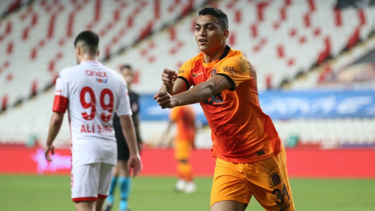 Galatasaray Antalya'da Mostafa Mohamed'le kazandı