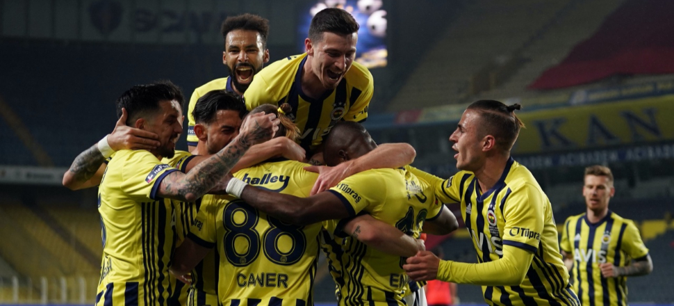 Fenerbahçe, Kasımpaşa'yı 3 golle geçti