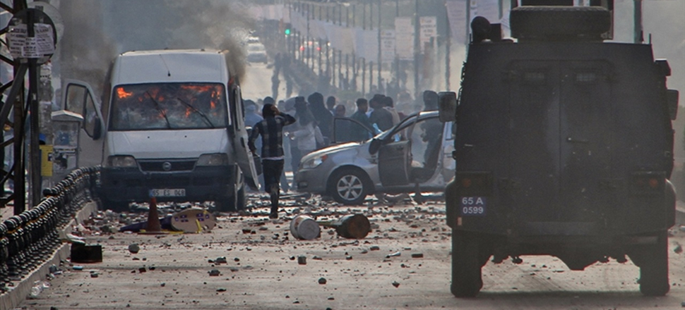 108 sanıklı Kobani davası gergin başladı
